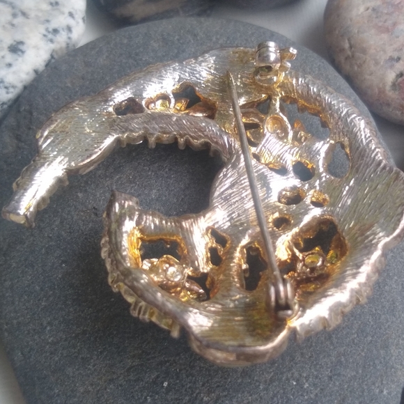 Brooch And Ring - Picture 5 of 12